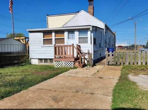 7912 Ivory Ave, Saint Louis MO  63111-3534 exterior