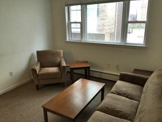 1010 1st St, Champaign IL  61820-6644 exterior