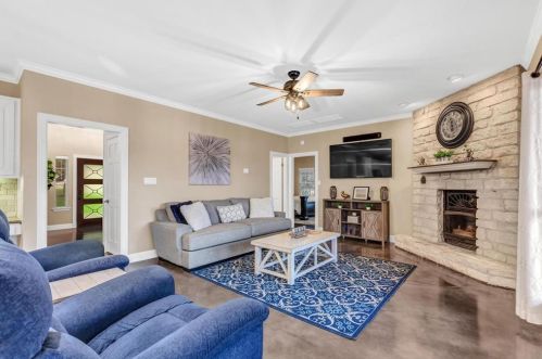 20102 Turkey Trot Cir, Georgetown, TX 78633-9353