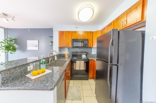 1520 Liholiho St, Honolulu, HI 96822-4090