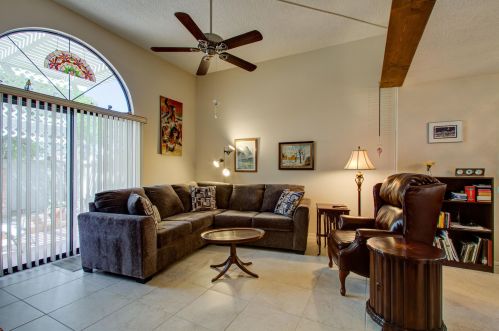 10830 28 Ave, Phoenix AZ 85009-5722 exterior