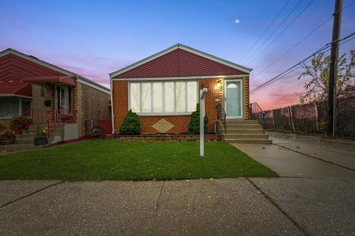 4714 Leclaire Ave, Chicago IL 60638-2019 exterior