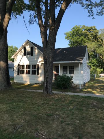 219 Elizabeth St, Sylvan Beach MI  49461-1311 exterior