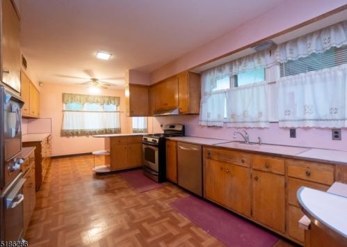 44 38th St, Paterson NJ 07504-1403 exterior