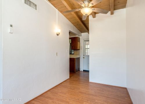 3650 23 St, Tucson AZ 85711-4914 exterior