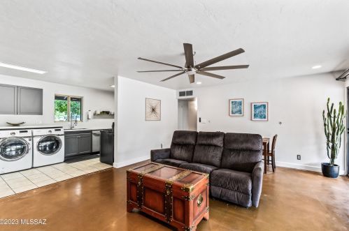 4327 Timrod St, Tucson AZ 85711-4252 exterior