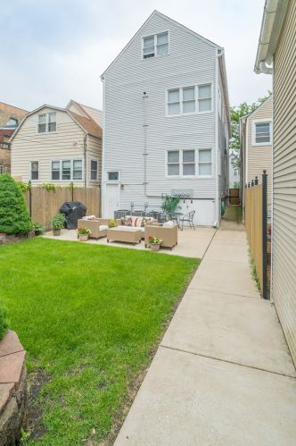 3448 Damen Ave, Chicago IL 60608-6835 exterior