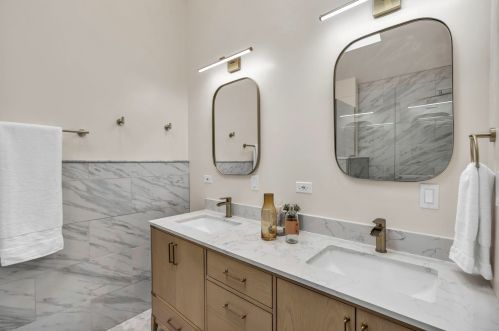 3520 Melrose St, Chicago IL  60618-5417 exterior