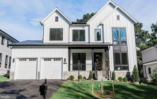 6936 Hector Rd, Mc Lean, VA 22101-2110