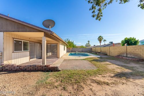 18822 13th Ave, Phoenix AZ 85027-5504 exterior