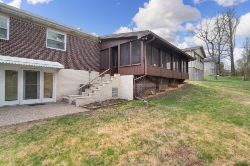 4901 Sefton Dr, Saint Louis MO 63128-2918 exterior