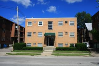 706 1st St, Champaign IL  61820-6069 exterior