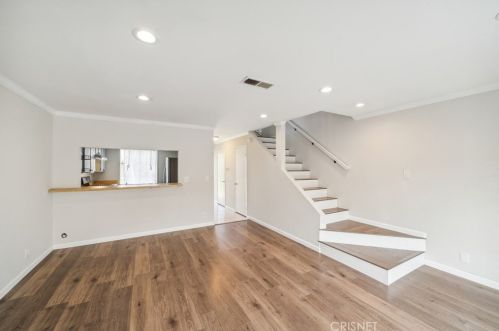 2955 Kelp Ln, Oxnard CA 93035-1623 exterior