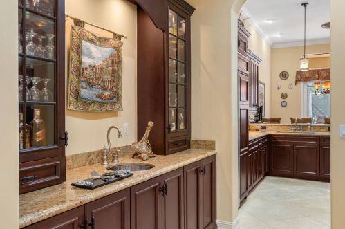 6887 Antinori Ln, Boynton Beach FL 33437-3754 exterior