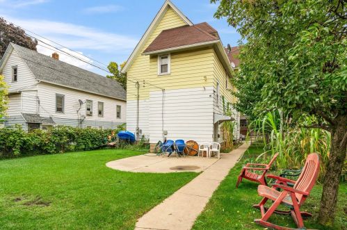 2861 7 St, Milwaukee WI 53215-3907 exterior