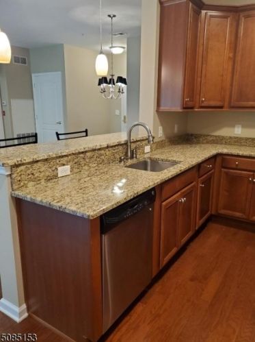 1106 Meadow Brook Ct, Whippany NJ  07981-1198 exterior