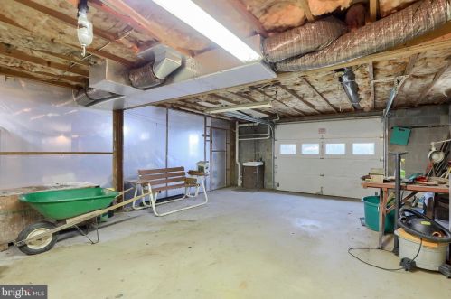 154 Amsterdam Rd, Lancaster PA 17603-9719 exterior