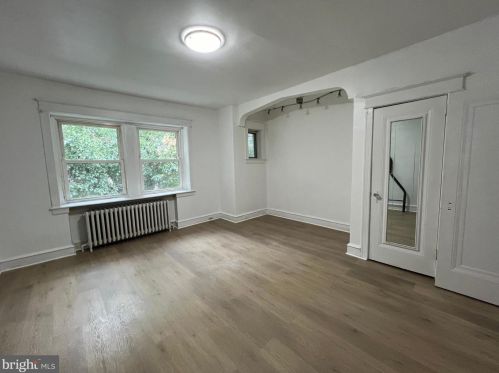 4243 Cottman Ave, Philadelphia PA 19149-1606 exterior