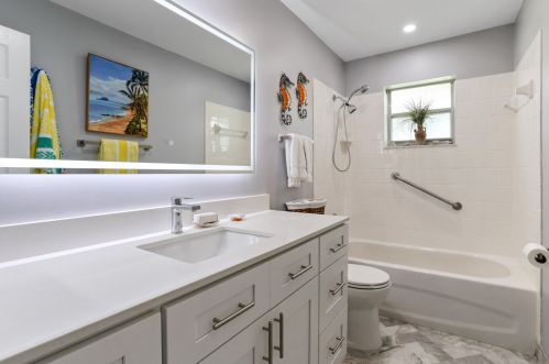 711 18 St, Boynton Beach FL 33426-5425 exterior