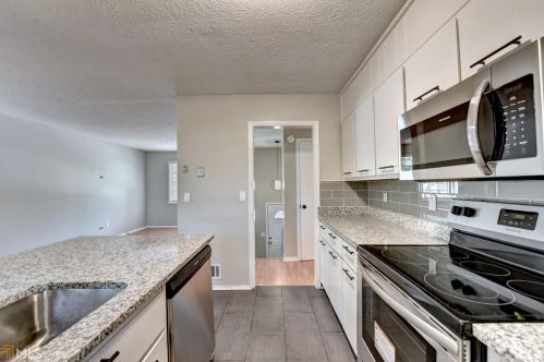 1808 Gingham Way, Lithonia GA 30058-5510 exterior