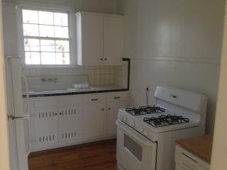 5200 Danneel St, New Orleans LA  70115-4910 exterior