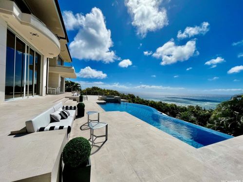 360 Puuikena Dr, Honolulu HI 96821-0025 exterior