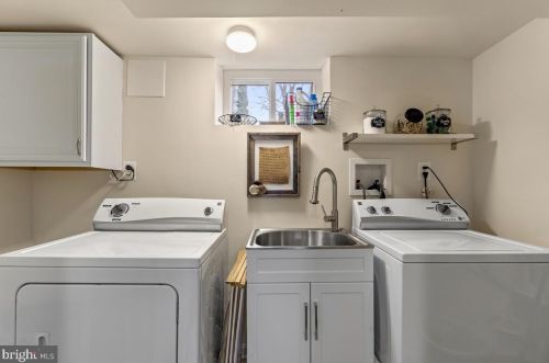 13008 Evanston St, Rockville MD 20853-3027 exterior