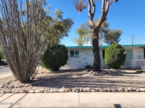 1301 Nevada Dr, Tucson, AZ 85706-1426