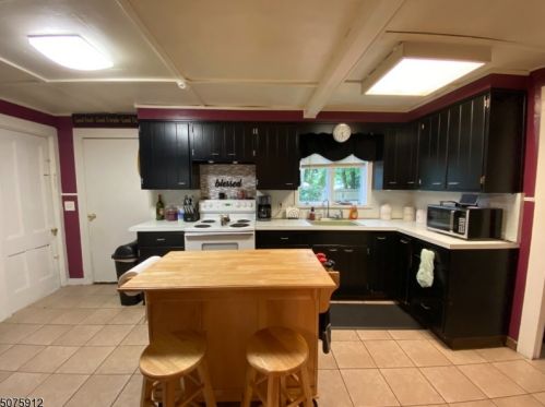 1 Spruce St, Dover NJ 07803-2430 exterior