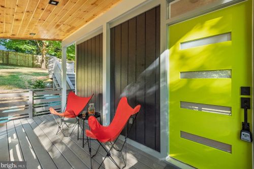 17 Ritchie Ave, Silver Spring MD  20910-5109 exterior