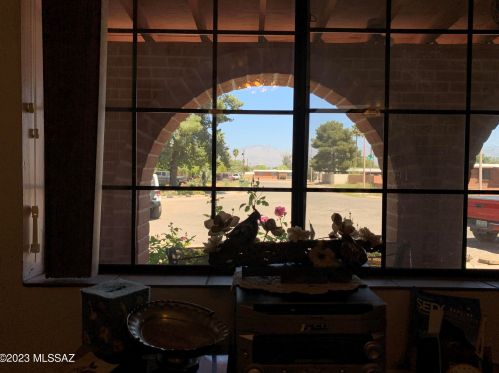 5122 28th St, Tucson AZ  85711-5822 exterior