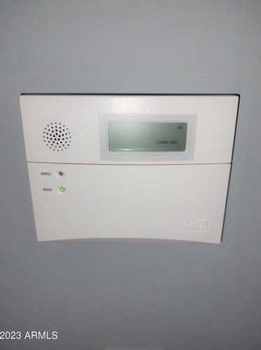 35826 33rd Ln, Phoenix AZ  85086-4201 exterior