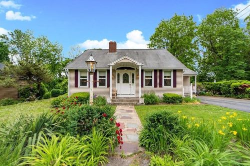 50 Fitzhugh St, Providence RI  02904-3908 exterior