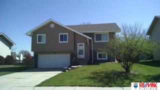 8119 154th St, Omaha, NE 68138-3327