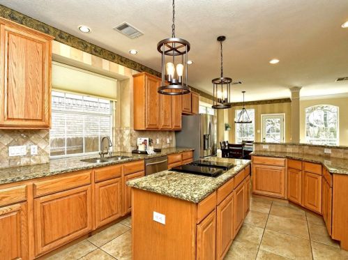 10305 Ember Gln Dr, Austin TX 78726-1388 exterior