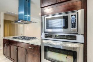 3006 Topham Cir, Houston TX  77018-7133 exterior