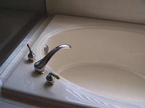 8111 Moccasin Trl Dr, Riverview FL 33578-8855 exterior