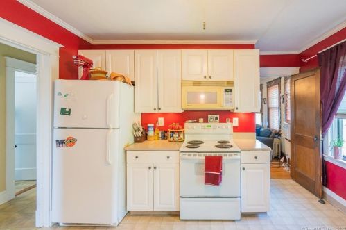 1146 Blvd, Hartford CT 06119-1720 exterior