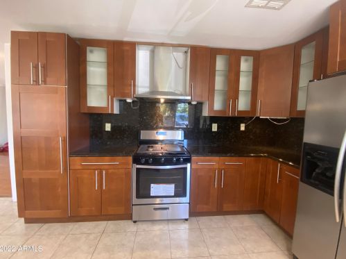 322 Claremont St, Phoenix AZ  85012-1113 exterior