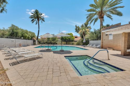 4713 10 St, Phoenix AZ 85020-2625 exterior