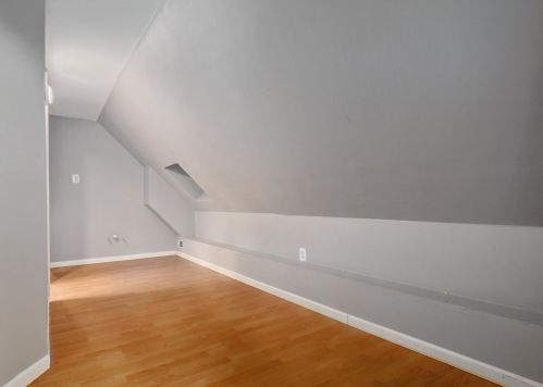 2710 Lawndale Ave, Chicago IL 60655-3312 exterior