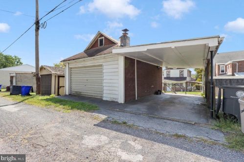 1115 St, Pottstown PA 19464-5865 exterior