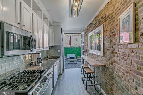 2263 12 Pl, Washington DC 20002-6355 exterior