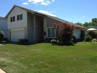 24693 Apple Crest Dr, Novi, MI 48375-2603