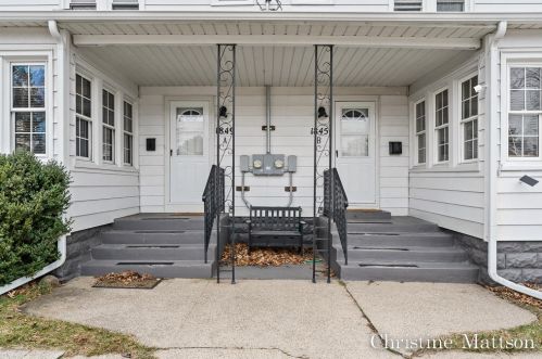 1849 Cherry St, Meskegon MI  49441-1013 exterior