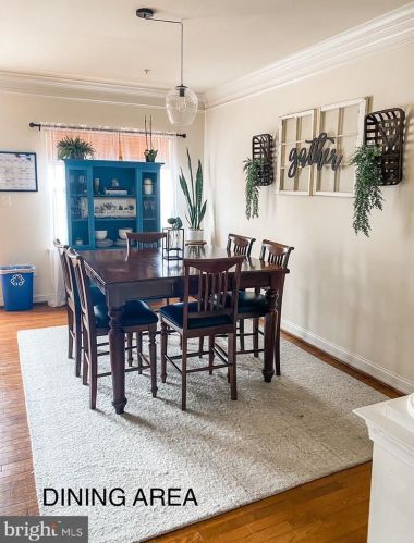 906 Havencrest St, Rockville MD  20850-6089 exterior