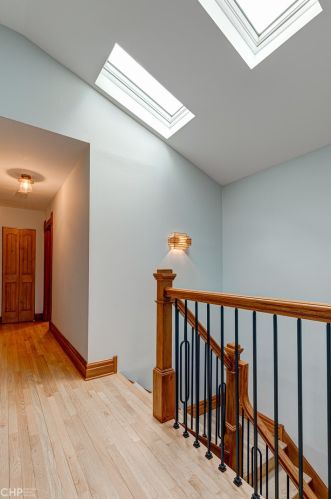 2143 Thomas St, Chicago IL 60651-3248 exterior