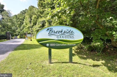 13726 Middlevale Ln, Silver Spring MD 20906-2116 exterior