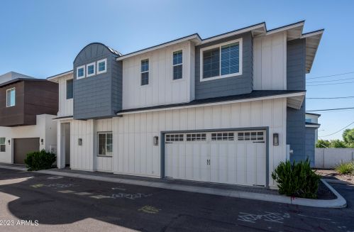 4017 40th St, Phoenix AZ 85018-5243 exterior