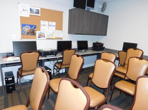 5219 Europa Dr, Boynton Beach FL 33437-2151 exterior